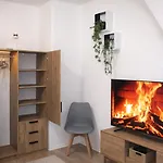 Отель Comfortable Private On Elbe River Дрезден