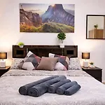 Comfortable Private On Elbe River *