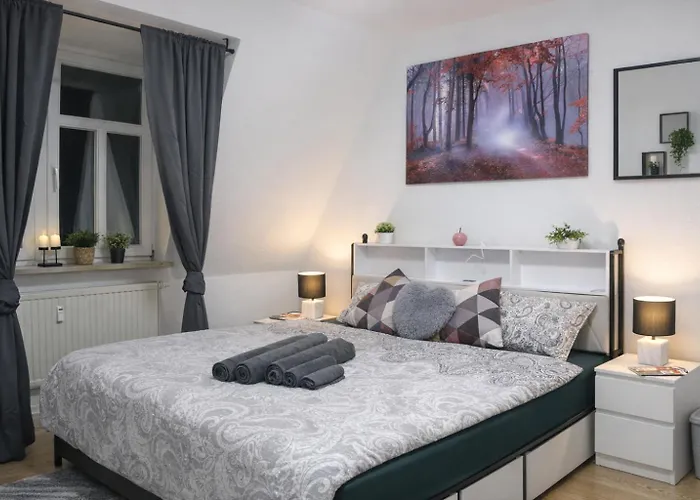 Hotel Comfortable Private On Elbe River *