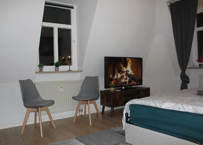 Comfortable Private On Elbe River