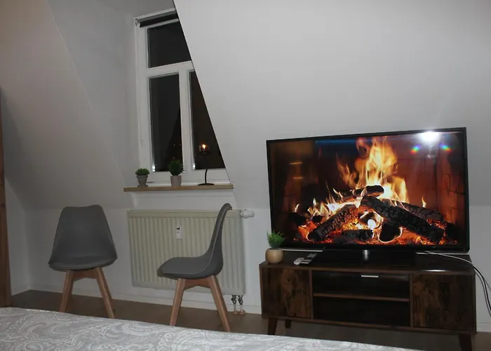 Comfortable Private On Elbe River *